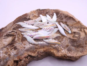 Feather Glass Cabochon 6 Pack 22.mmx6.5mm White pink iridescent Vintage - Picture 1 of 3