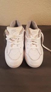 Women's Nike Swoosh Air Carry Golf Shoes Size 8 - Picture 1 of 24