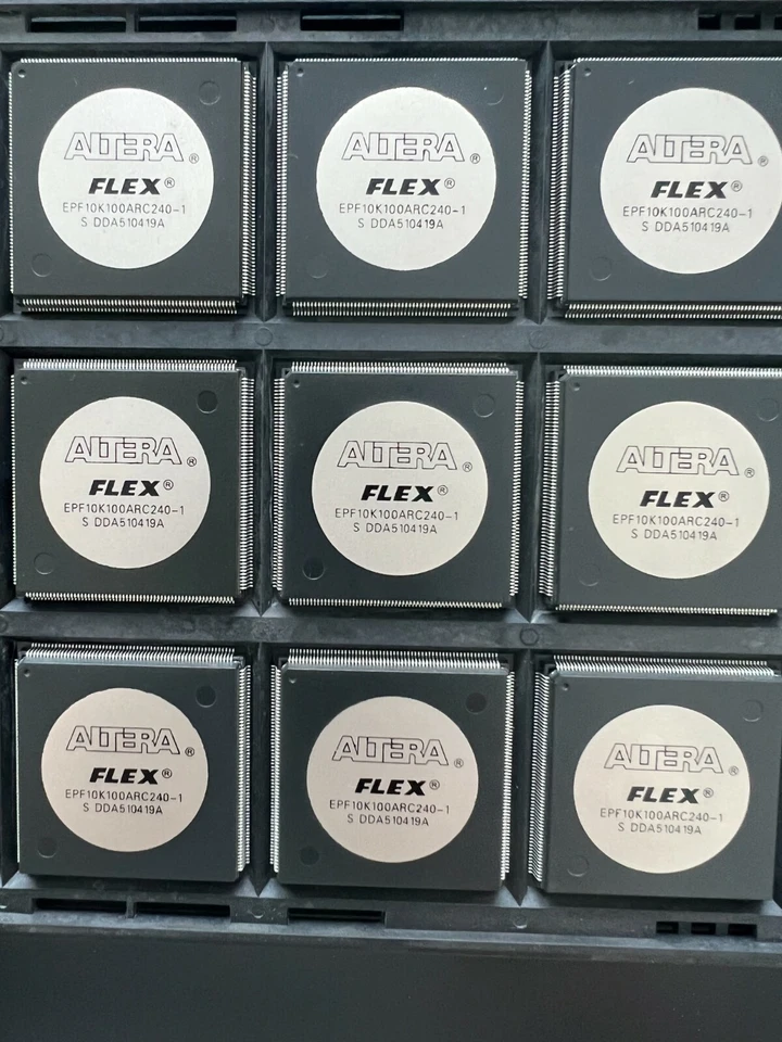 EPF10K100ARC240-1 - Image 1 of 1