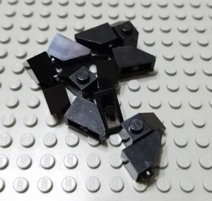 LEGO Lot of 12 Black 2x1 Slope Pieces - Picture 1 of 1