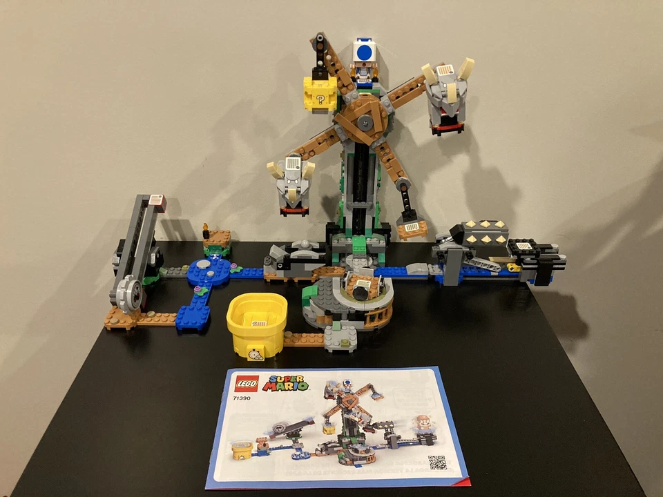LEGO Super Mario: Reznor Knockdown Expansion Set (71390) Complete - Image 1 of 1
