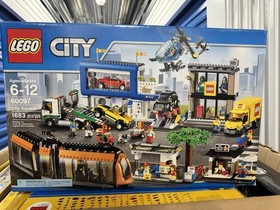 LEGO CITY: City Square (60097) Sealed Modular Building Set Retired