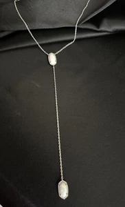 Kendra Scott Ellison Y Necklace White Kyocera Opal/ Rhodium - Picture 1 of 4