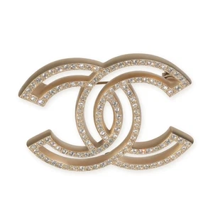Chanel Gold-Plated 2017 CC Brooch - Picture 1 of 3