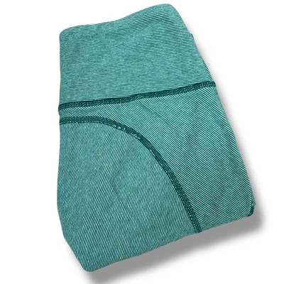 Leggings Lululemon Wunder Under feminina 6 listras verdes bolso na cintura escondido - Imagem 1 de 4