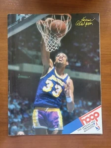 Vintage NBA Basketball Sports Magazine Hoop Program 1986 Kareem Abdul-Jabbar - Picture 1 of 3
