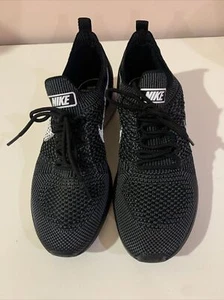 Nike Women's VJ Sz 7 Air Black/Gray Ultra Light Sneakers 917658-002 NEW,NO BOX - Picture 1 of 15