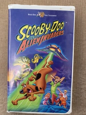 VGT Scooby-Doo VHS Movie Alien Invaders Warner Bross Kids Movie Family M - Image 1 of 4