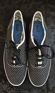 Keds gepolsterter Absatz schwarz/weiß gepunktet Canvas Sneakers flache Schnürsenkel Damen 10 - Bild 1 von 8