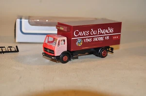 BEVI (Herpa) - Motrice MERCEDES a due assi FURGONATA - scatola originale - Foto 1 di 9