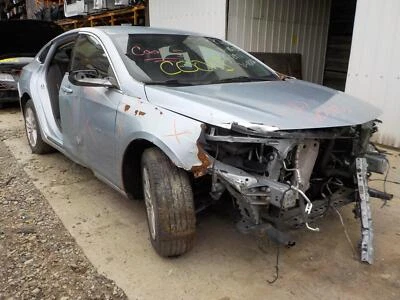 Used Deck Lid fits: 2017 Chevrolet Malibu VIN Z 4th digit new style incandescent Foto 1 de 4