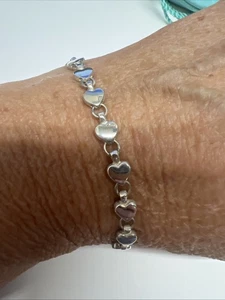 Tiffany & Co. Sterling Silver 7" Chain of Hearts Link Bracelet - Picture 1 of 5