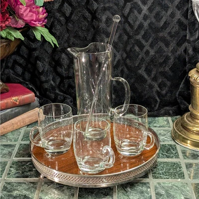 Выдувной вручную винтажный кувшин MCM с прозрачной ручкой с палочкой для перемешивания и набором стаканов с ручкой - Изображение 1 из 4