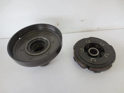 Yamaha Wolverine 350 1997 4x4 usado OEM embrague centrífugo húmedo con buje Foto 1 de 3