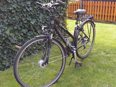 Citybike der Fa. Triumph, Radgröße 28, Farbe schwarz. guter Zustand zu verkaufe - Bild 1 von 2