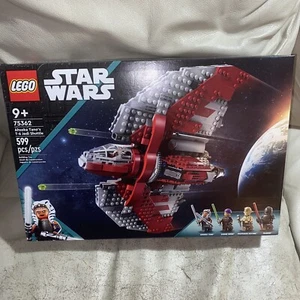 LEGO Star Wars Ahsoka Tano’s T-6 Jedi Shuttle 75362 Includes Mini Figs - Picture 1 of 3