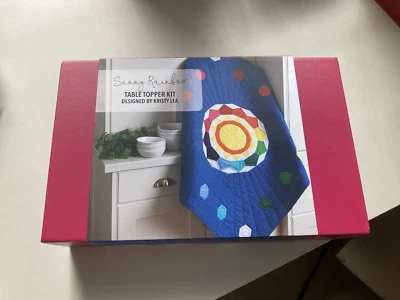 Kit de edredón en caja Sunny Rainbow de 36" x 36" de Kristy Lea Foto 1 de 3