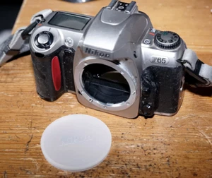 Nikon F65 35mm SLR Camera Body with Strap, Cap - Works Well, minor faults - Picture 1 of 12