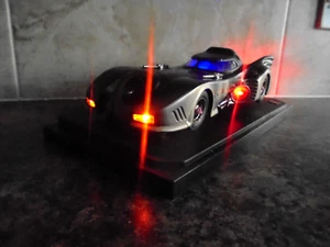 LTD ED HOTWHEELS 1:18 BATTLE DAMAGED 89 KEATON BATMOBILE WITH WORKING LIGHTS - Picture 1 of 17