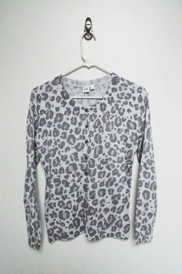 NWT Gap Animal Grey Print Button Down Cardigan Sweater Size S - Image 1 of 4