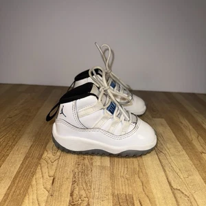 Nike Air Jordan 11 Blanco Azul Tenis Zapatos 378040-104 Bebé Niño Pequeño Talla 4c - Imagen 1 de 9