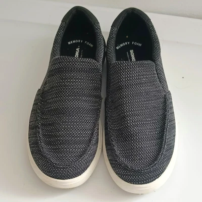 Boys Slip On Canvas Loafers 5 Black Textured Memory Foam Walking Shoes Sneakers - Image 1 of 4