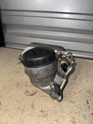 BMW F30 F10 E84 E89 2012-2016 328I 528I X1 Z4 N20 carcasa de filtro de aceite del motor OEM Foto 1 de 4