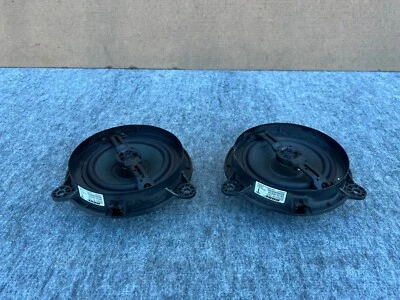 ALTAVOZ PUERTA TRASERA IZQUIERDA Y DERECHA INFINITI Q50 2014-2023 OEM (PAR/BOSE) Foto 1 de 4