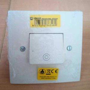 VIMAR MASCOT 06240 PULSANTE 1P NO 10A 250V BIANCO AVORIO - Picture 1 of 1