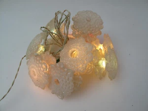 Juego de 10 luces florales blancas vintage funcionando raro único - Imagen 1 de 5