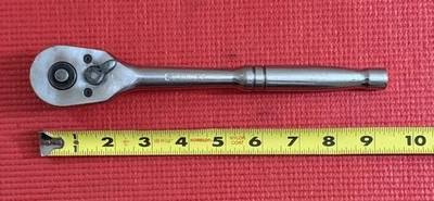 Trinquete de enchufe de liberación rápida Stanley de 1/2" de largo modelo 91-930 usado Foto 1 de 4