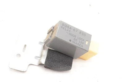 Relé de cerradura de puerta Mazda MX-5 MIATA 1999-2001 1,8 NB BG5A67830 Foto 1 de 4