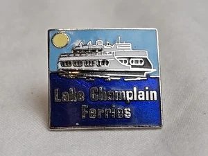 Vintage Reise Souvenir Lake Champlain Ferries Emaille Anstecknadel Vermont Ferry NY - Bild 1 von 3