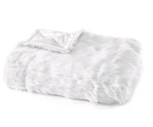 Mont CHALET QVC Fellimitat-Plaid Mikrofaser Hochtief EFFECKT Weiss Decke - Bild 1 von 3