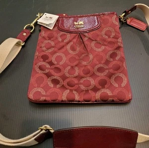 Coach Crimson Red Signature & Patent Leather Crossbody Swingpack Purse - Picture 1 of 8