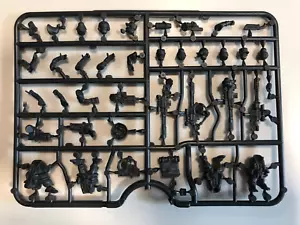 SNEAKFEET SPRUE - WARGAMES ATLANTIC - SCI-FI - Picture 1 of 1