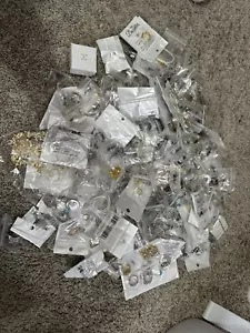 Lot Of 50 Pieces Target Random Pulls From Pallet, Costume, Rings, .925 - Picture 1 of 6