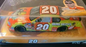 Winner’s Circle Tony Stewart #20 Rare Home Depot Shrek 2 Chevrolet NASCAR - Picture 1 of 5