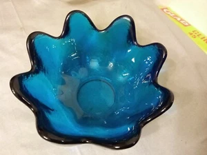 Pair of Blenko Scalloped Lotus Flower 5" Bowls Cobalt Blue & Clear. - Picture 1 of 10