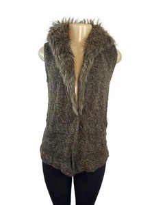 Linda Matthews Faux Fur Trim Sweater Vest Brown Sleeveless Soft Knit Womens Sz S - Picture 1 of 8