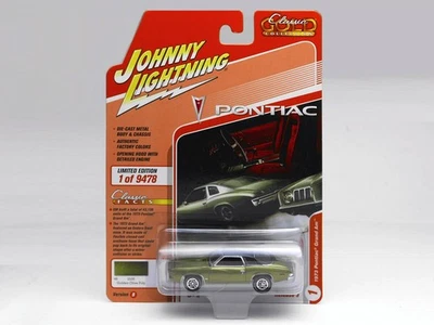 1/64 JohnnyLightning Pontiac Grand Am tetto verde/nero 1973 oro classico - Immagine 1 di 4