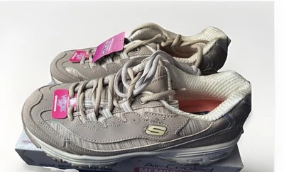 斯凯奇 D'Lites 女式运动鞋 8 码宽记忆泡沫灰褐色全新 WO 盒 — 第 1/4 张图片