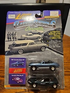 Johnny Lightning Classic Customs Corvette 1967 Coupe 427 + Sting Ray III - L7 - Picture 1 of 5