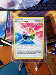 Fusion Strike Energy 244/264 Fusion Strike - Imagen 1 de 4