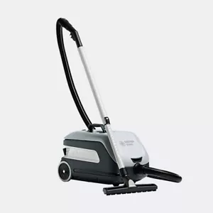 Premium Nilfisk VP600 HEPA STD 2 Vacuum Cleaner - Picture 1 of 3