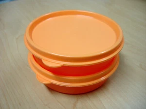 Tupperware 2 Piece Orange 1" x 4" Little Wonders 6 Ounce - Picture 1 of 3