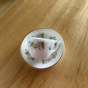 Miniature Dollhouse Single Wedgwood England Floral Tea Cup Saucer Set Bone China - Picture 1 of 6