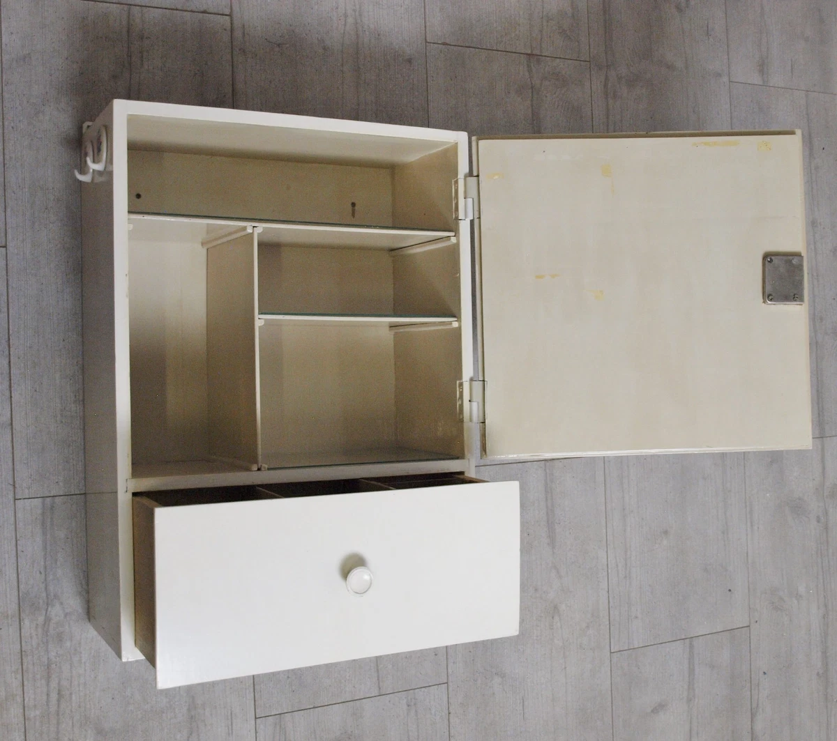 Medizinschrank Im Vintage-Stil Mit Spiegel – Aus Massivholz, 68,2x43,2 Cm, 2 Verstellbare Böden, Schwarz