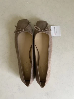 Новый с Ярлыками размер 10 Liz Claiborne серо-коричневый замши балетки с бантом поскользнуться на - Изображение 1 из 4