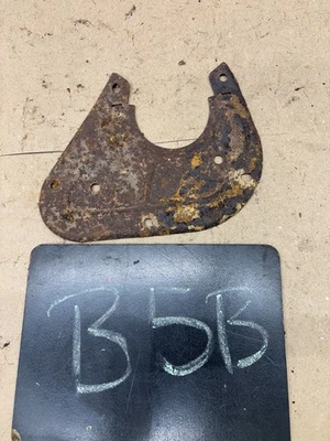 1981 1987 CHEVROLET GMC K10 K5 K30 Steering Column Firewall Mount Plate BOTTOM P - Image 1 of 4